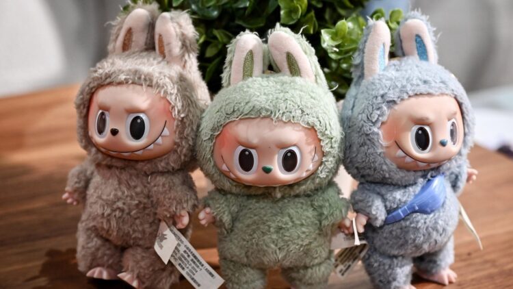 Nuevo fenómeno viral: así es el Labubu, el nuevo juguete de moda entre mayores y pequeños que causa furor en redes sociales 1 El Labubu, el nuevo juguete de moda entre mayores y pequeños