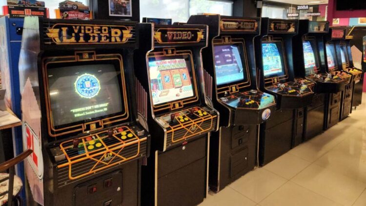 Es oficial: los fans de las máquinas Arcade y los videojuegos vintage tienen un nuevo templo en esta ciudad española 1 Los fans de las máquinas Arcade y los videojuegos vintage