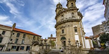 Confirmado: esta ciudad gallega parece sacada de una película de Disney y es perfecta para recorrerla a pie