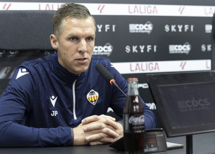 La Pizarra de Blanquivioletas | CD Castellón 4 Johan Plat