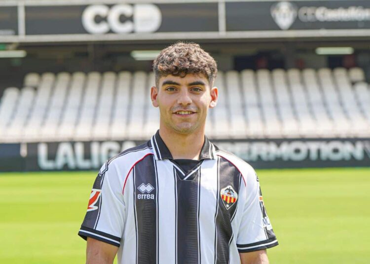 La Pizarra de Blanquivioletas | CD Castellón 3 Castellón Tincho