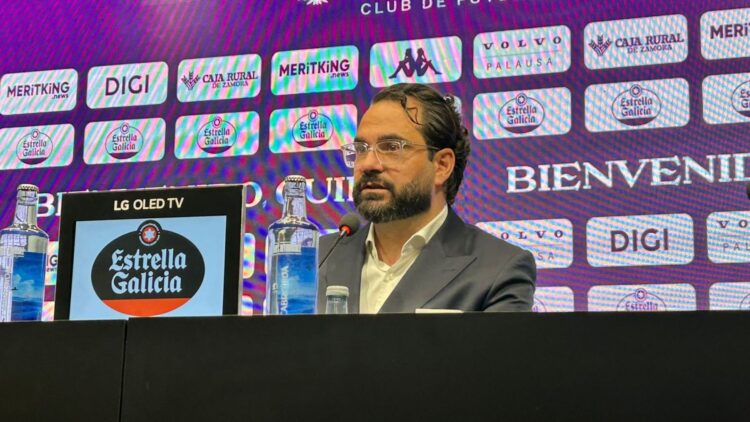 Jaouab, cerca; Amallah, lejos 1 Víctor Orta