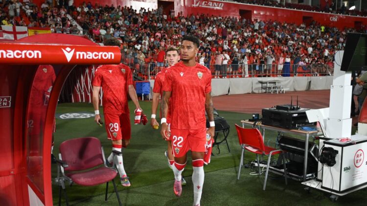 Chirino, un central para tener ambición 1 Chirino