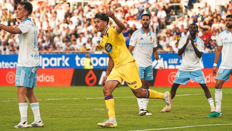 Empate sin brillo en el Ibercaja Estadio 1 Meseguer celebra su gol ante el Real Zaragoza