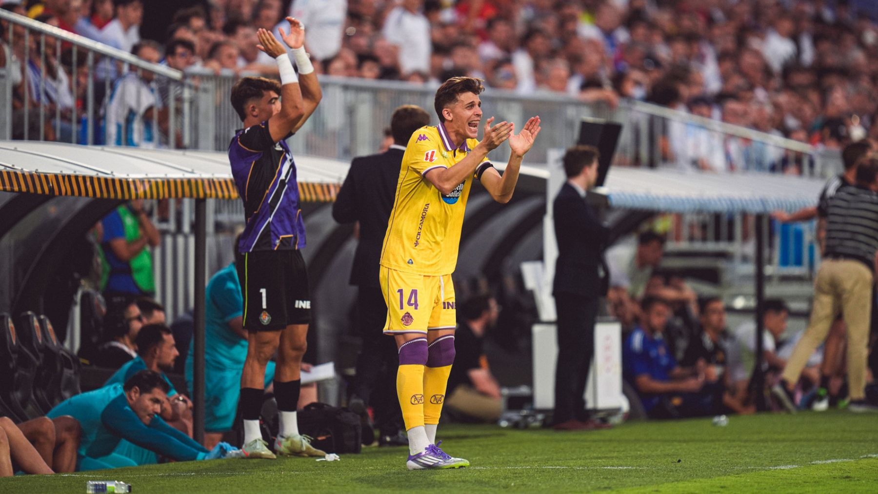 Guillermo Almada, el inamovible 3 Alejo anima desde el banquillo