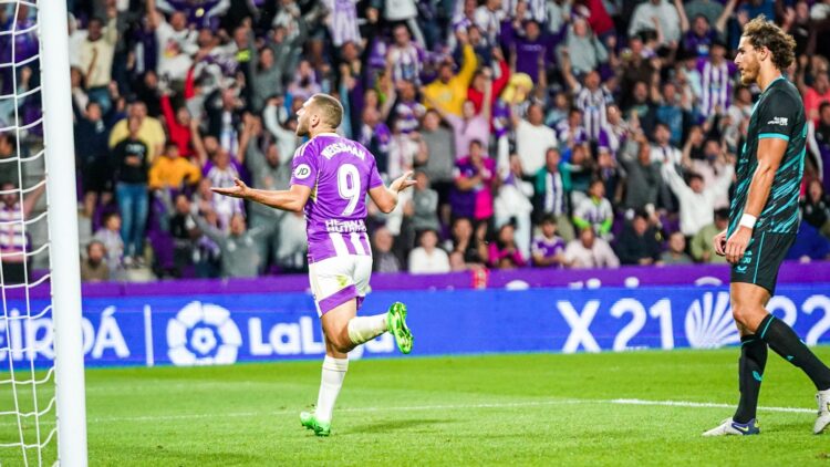 El día que Weissman dio el aviso para prender los fuegos artificiales 1 Weissman celebra su gol ante el Almería