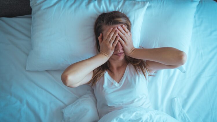 Adiós al sueño reparador: lo que cenas puede ser la causa de tus malas noches y no lo sabías 1 Lo que cenas puede ser la causa de tus malas noches