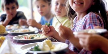 Los kilos de comida que tiran los comedores escolares cada semana