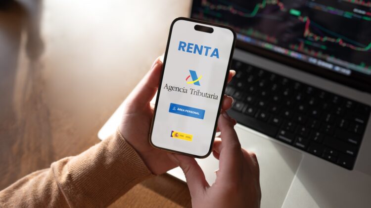 Alerta de INCIBE: estos mensajes que fingen ser de Hacienda te pueden dejar sin un euro en la cuenta en un pispás 1 Alerta de INCIBE: estos mensajes que fingen ser de Hacienda