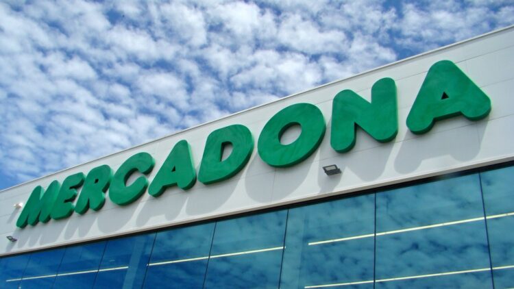 Confirmado: estos productos de picoteo arrasan en Mercadona y se han convertido en los más buscados por los clientes 1 Confirmado: estos productos de picoteo arrasan en Mercadona