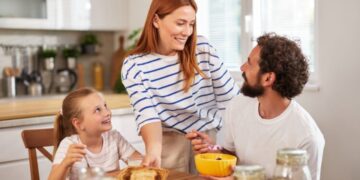 El secreto para vivir más tiempo está en desayunar y cenar