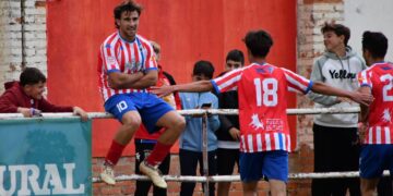 Chatún en Las Salinas tras marcar ante el Atlético Mansillés
