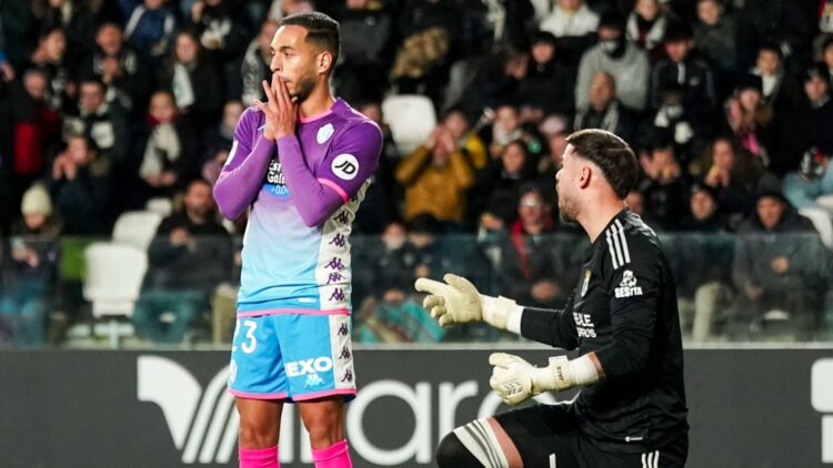 Anuar, Caro, El Plantío