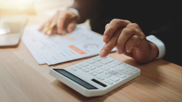 Malas noticias para los autónomos: este es el sablazo que planea darles el Gobierno a partir de 2026 1 Malas noticias para los autónomos: este es el sablazo