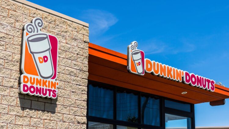 Adiós a Dunkin' Donuts: esta nueva marca desembarca en España y aquí podrás comerte sus características berlinas 1 Adiós a Dunkin' Donuts: esta nueva marca desembarca en España