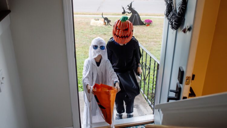 Receta de Halloween: estos buñuelos te quedarán de miedo y te permitirán sorprender a quienes hagan 'truco o trato' 1 Receta de Halloween: estos buñuelos te quedarán de miedo