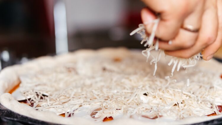 Mercadona lo vuelve a hacer: este producto sabe a la misma Italia y cambiará tus recetas por solo 2 euros 1 Mercadona lo vuelve a hacer: este producto sabe a la misma Italia
