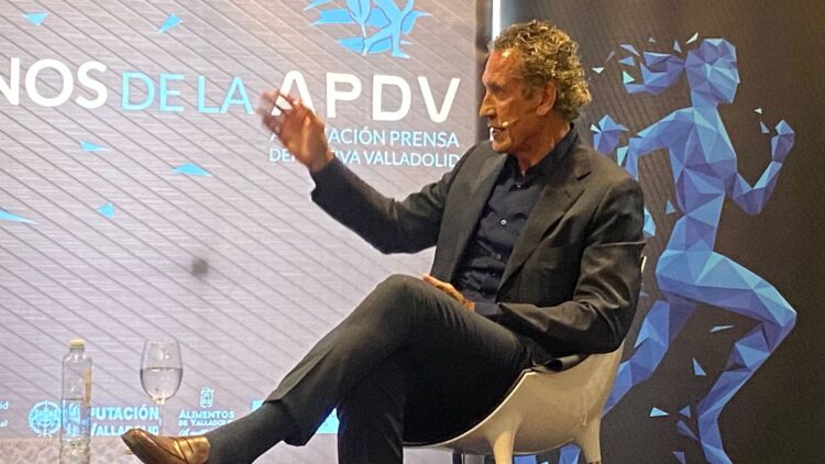 Valdano: "Maradona fue un héroe trágico; Pelé o Messi que son héroes clásicos" 1 Valdano