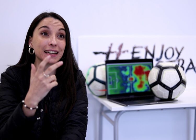 "Lo que más me gusta del mundo es comunicar" 2 Sara Carmona