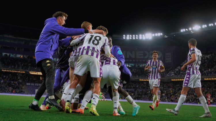 Celebración de la remontada ante el Granada | Foto: Real Valladolid