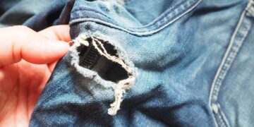 Esos vaqueros rotos y los que ya no te quedan tienen estos 7 usos
