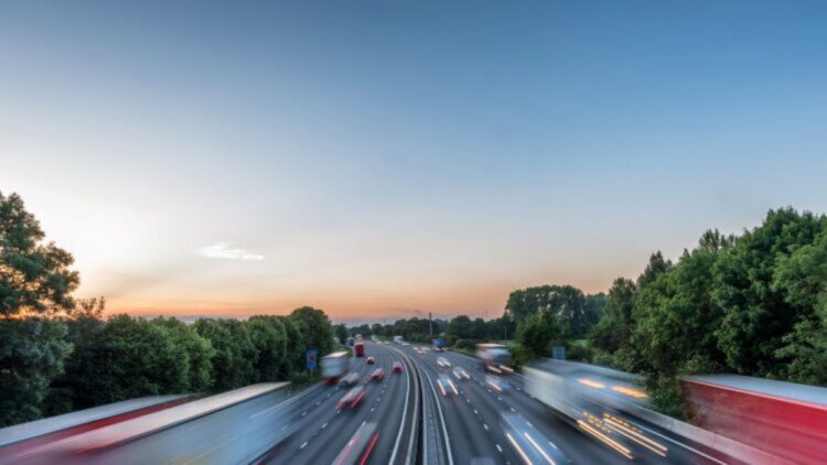 La revolución de los vehículos eléctricos llega con una autopista