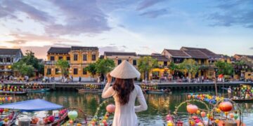 David Jiménez, profesor, compara Vietnam con España