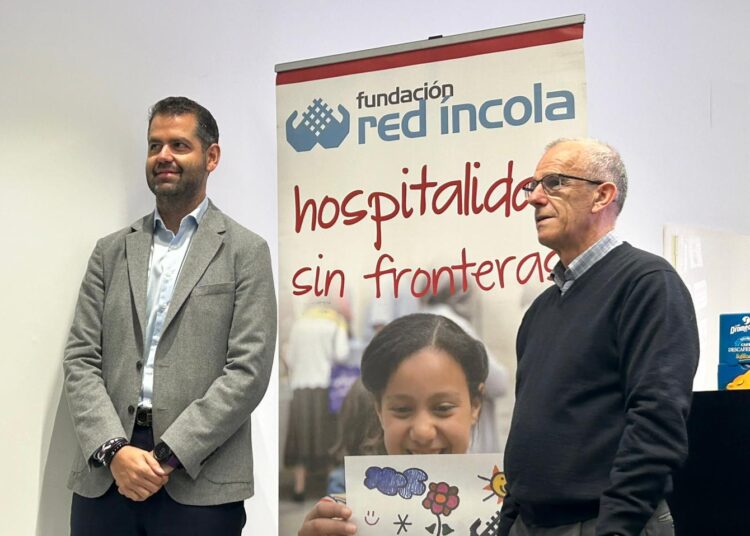 Recogida de alimentos de Real Valladolid y Red Íncola 2 Gabriel Solares Chus Landáburu Valladolid