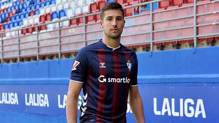 A seguir en la SD Eibar: Javier Martón 1 Martón, Eibar