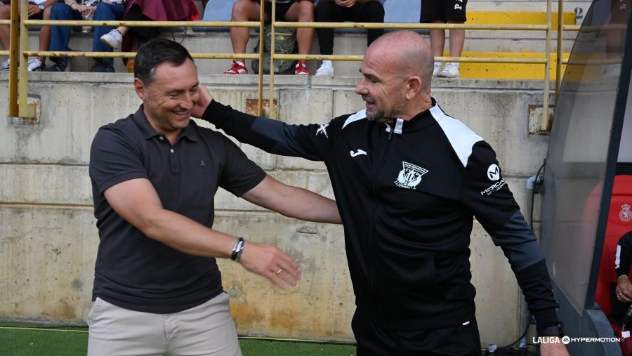 Raúl Llona y Paco López, dos de los entrenadores destituidos en LaLiga Hypermotion